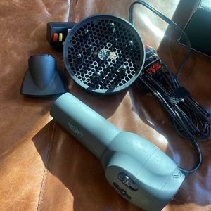 NEURO  Paul Mitchel blow dryer